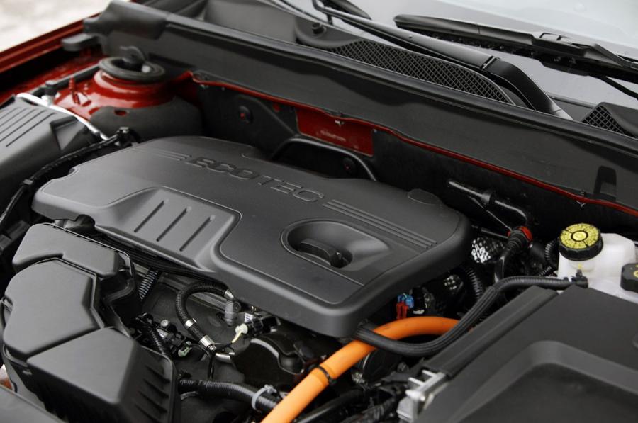  Chevrolet Malibu ECO 2013 года  (фото 20 из 141)